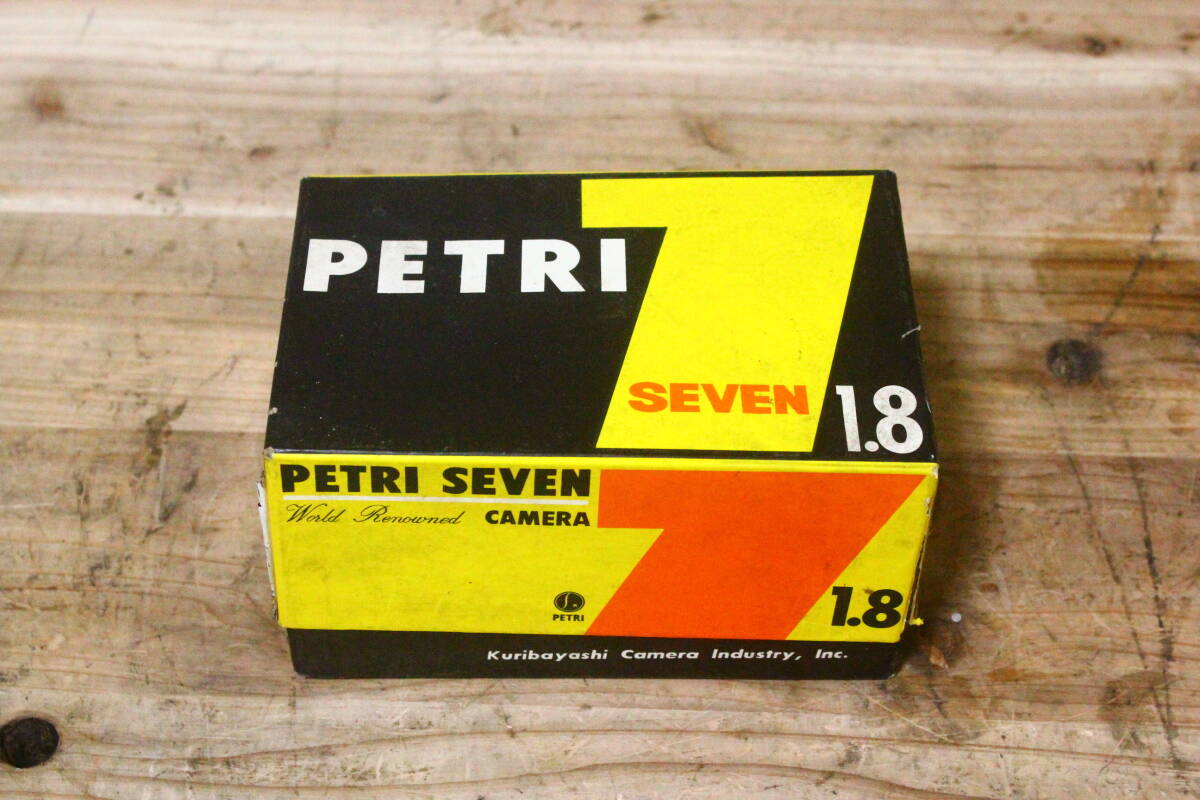 TJ01090　箱付き PETRI 7 カメラ ペトリセブン １.8 SEVEN レンズ　現状品
