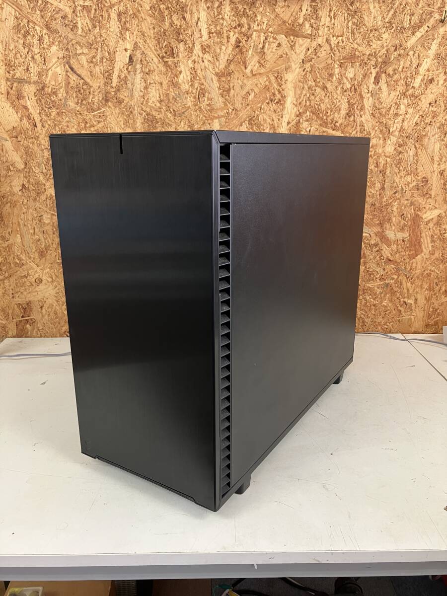 TK05036　Define 7 ゲーミングPC AMD Ryzen 7 5800x メモリ64GB SSD1TB　Win11 中古品