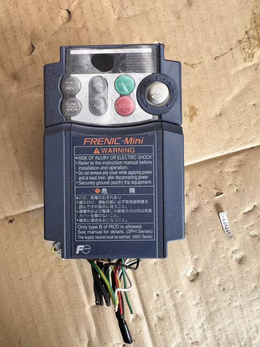 秋田発　Fuji Electric 富士電機 FRENIC-Mini コンパクト形インバータ FRN0.2C1S-2J 50/60Hz