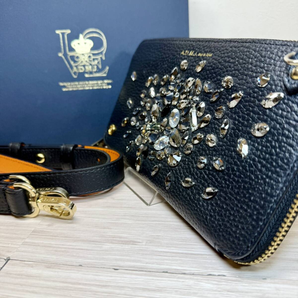 ●【MH-3213】中古品 A.D.M.J ADMJ 財布 ショルダーウォレット ビジュー 15SS06106UR ネイビー 【レタパ可能】
