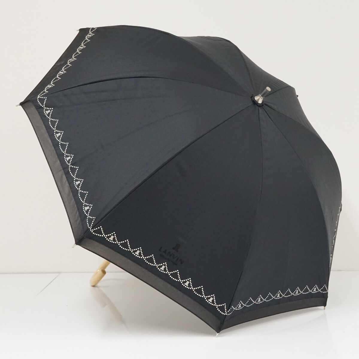 晴雨兼用日傘 LANVIN COLLECTION ランバンコレクション USED美品 ブランドロゴ ブラック 木製手元 ブラック 47cm S4004