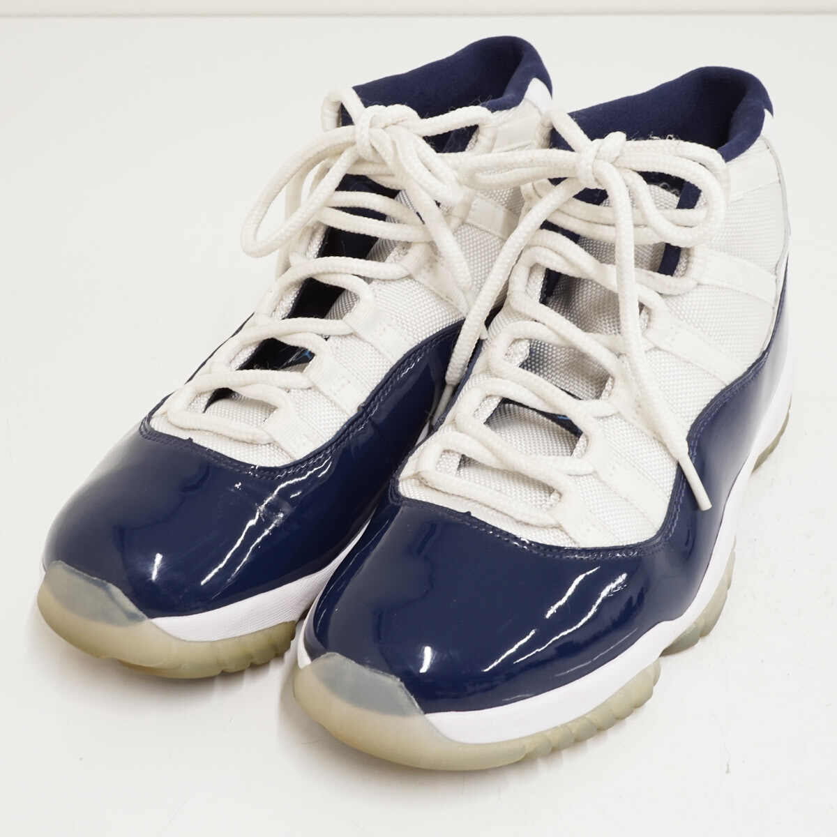NIKE AIR JORDAN 11 RETRO ナイキエアジョーダンレトロ スニーカー USED品 ホワイト 378037-123 27.5cm メンズ X8429