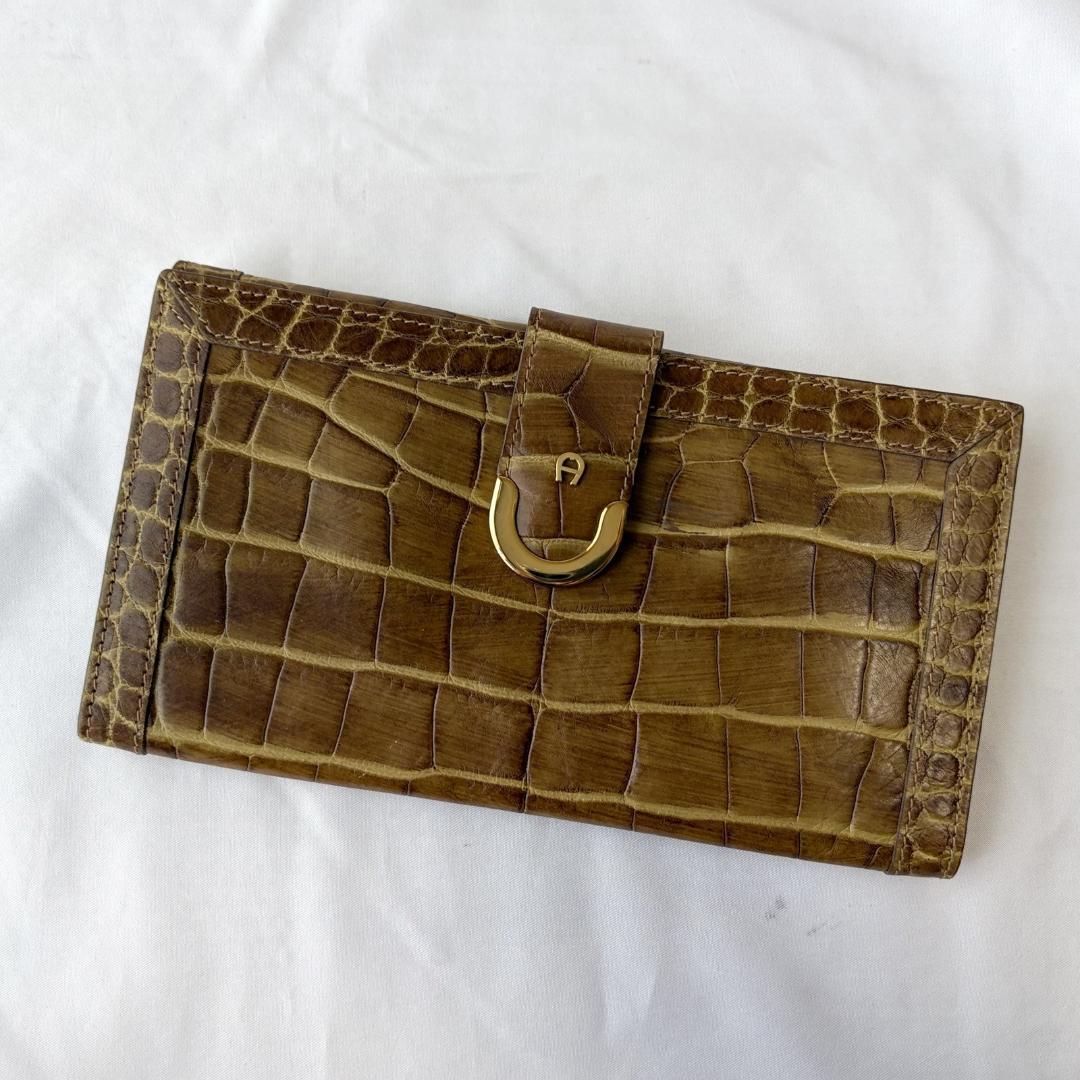 ＜美品!!＞■AIGNER アイグナー クロコ型押し フラップ式 長財布 牛革 イタリア製 普段使い 上品 ベージュ タン 156-221 管:2605281