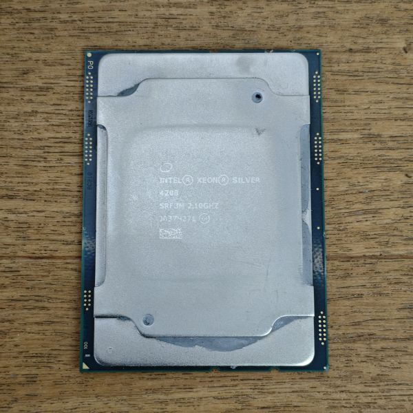 パソコンCPU XEON SILVER 4200 2.1GHz 動作確認済み