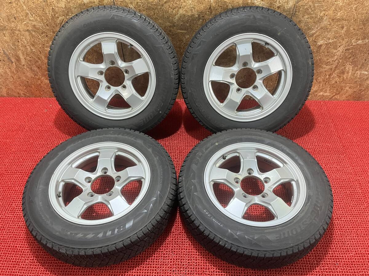 社外ホイール 16×5.5J ＋19 5穴 PCD139.7 ブリヂストン ブリザック DM-V2 175/80/R16 売切!!