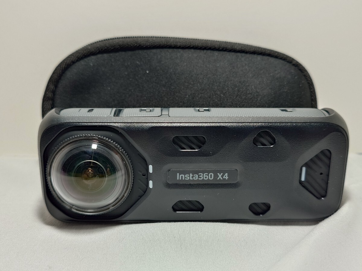 「K77」【Insta360】X4 360度アクションカメラ ケース付き
