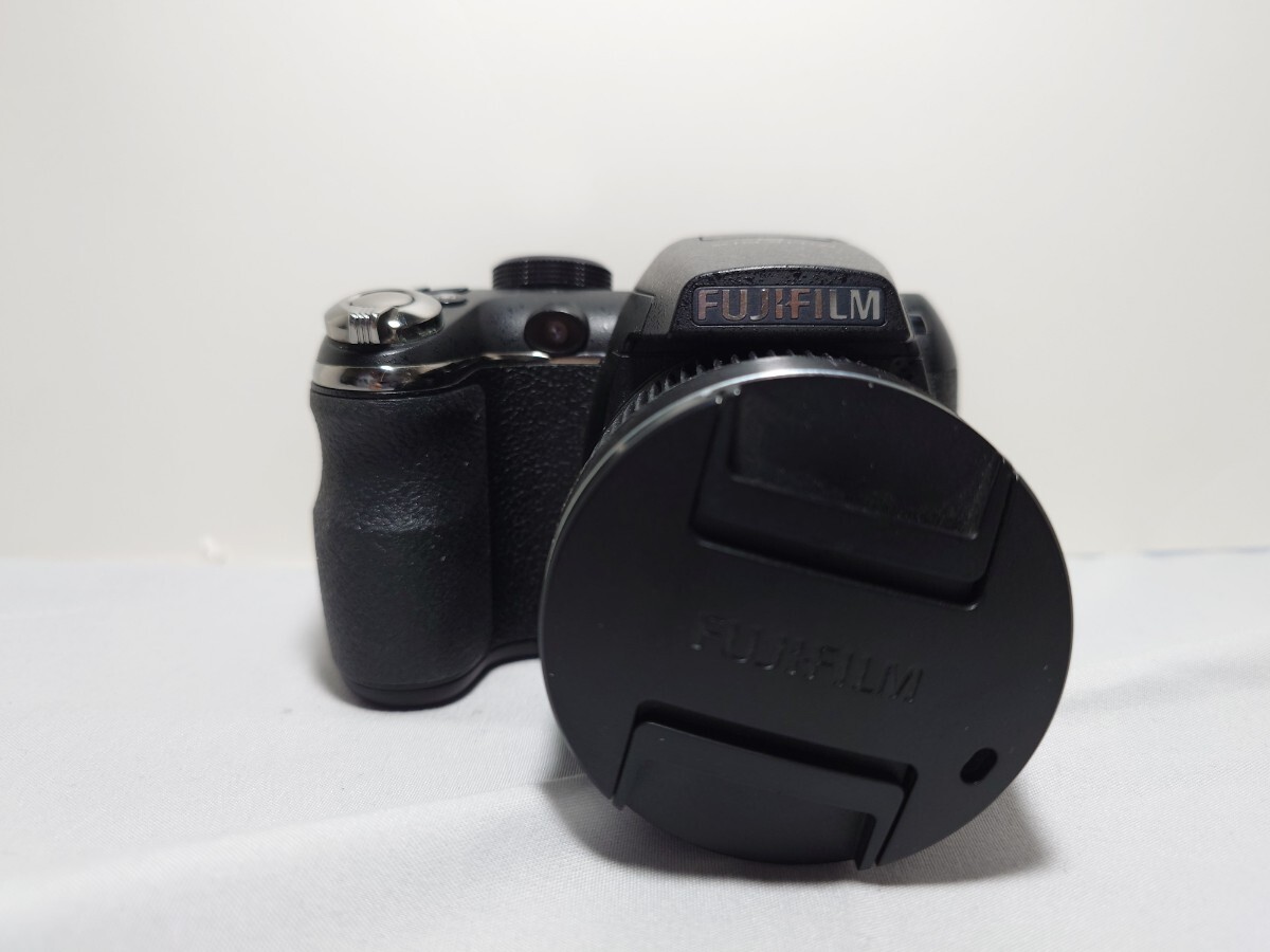 「K92」【FUJIFILM / 富士フイルム】FinePix S3200 デジタルカメラ 