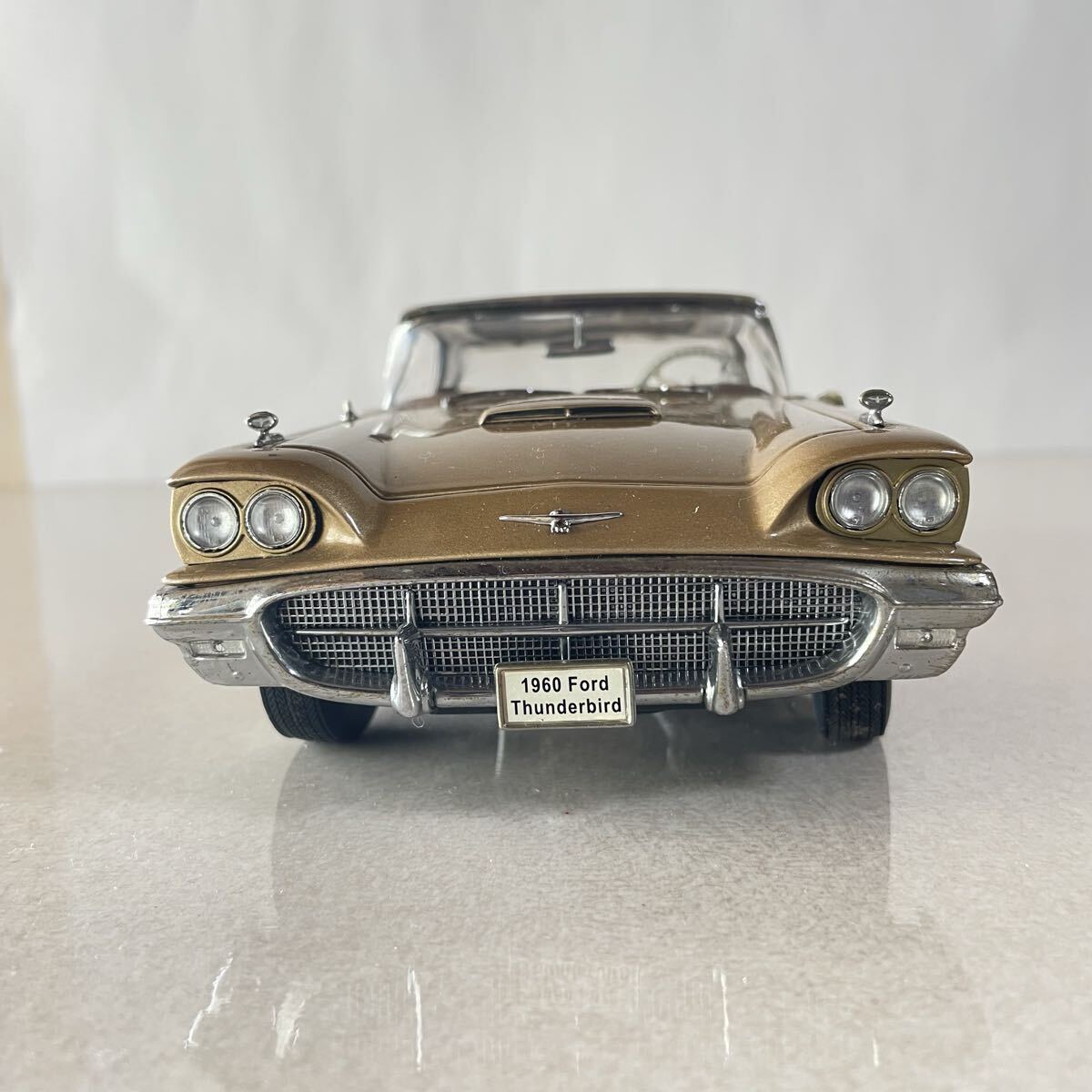 【中古】サンスター 1/18 1960 フォード サンダーバード ミニカー 傷あり Sun Star