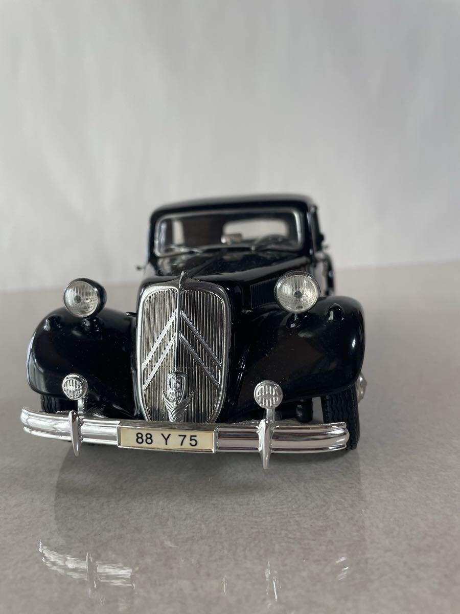 【中古】Maisto マイスト 1/18 シトロエン 15CV 6 Cyl 1938 美品 ミニカー