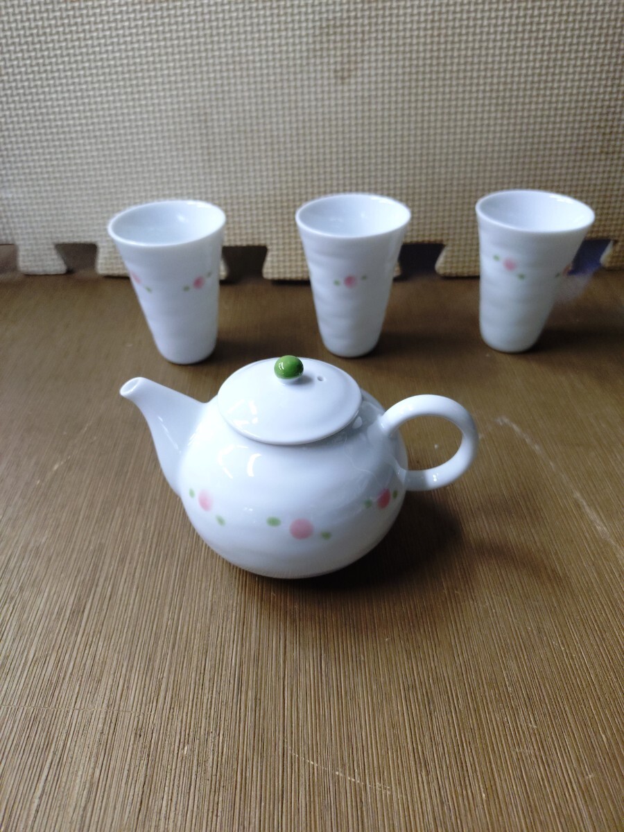白金高輪パティスリー　　　　　　Cest Mignon 茶器セット