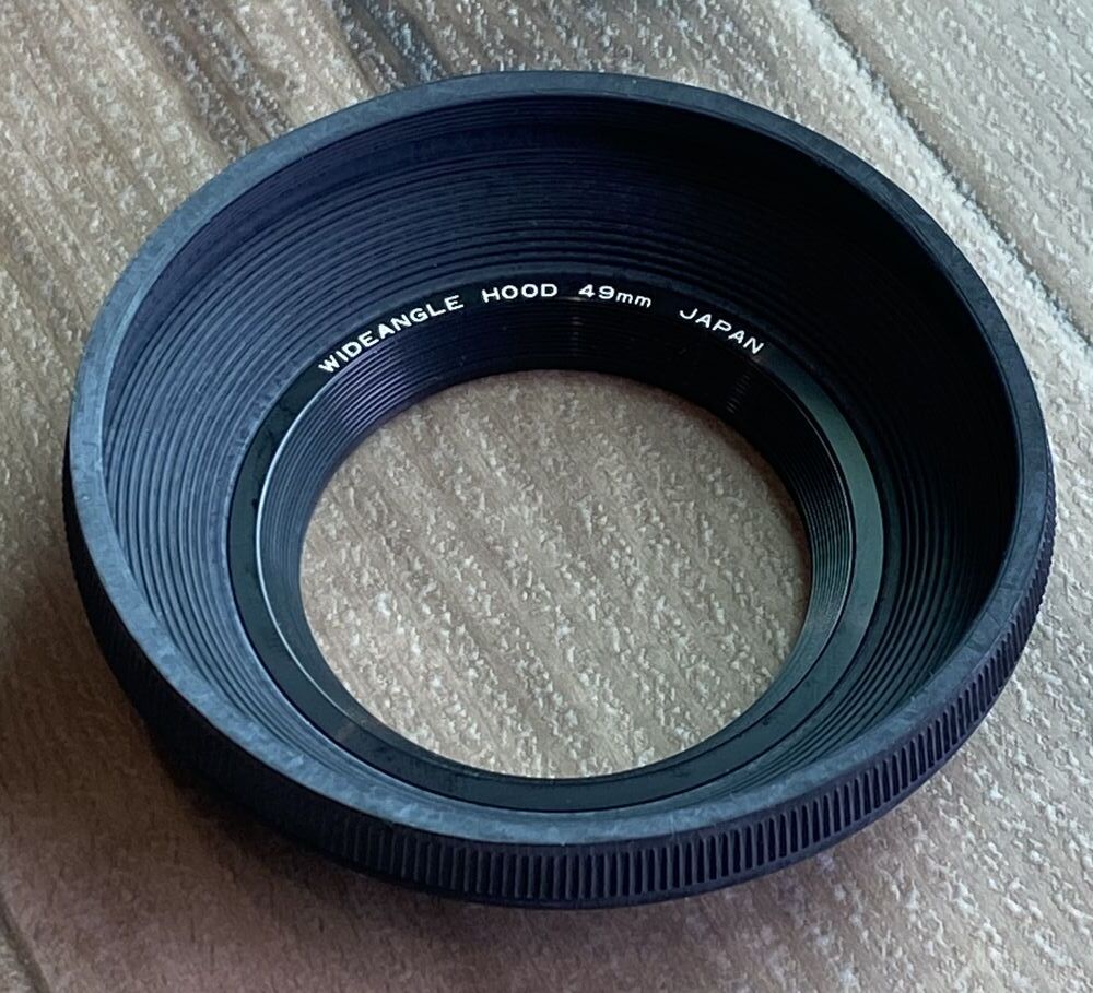 未使用品◆ねじ込み式 ラバーレンズフード 49mm◆折りたたみ式 49ミリ◆広角 ワイドアングル 汎用品◆#017