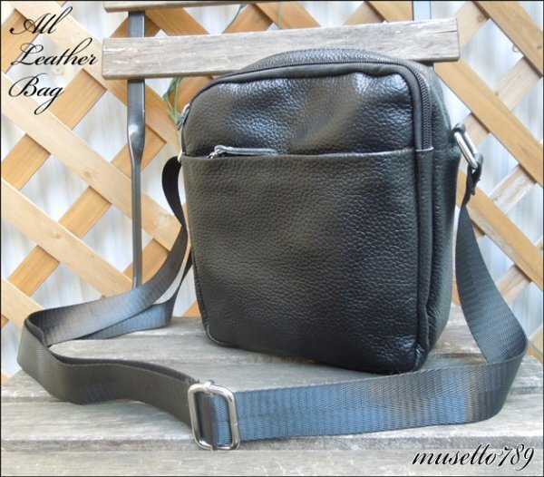 オール本革！◇バッファローレザーショルダーバッグ ブラック◇使い込む程に味が出る 1円 夏新作！bag 本牛革！黒 ユニセックス 1047u