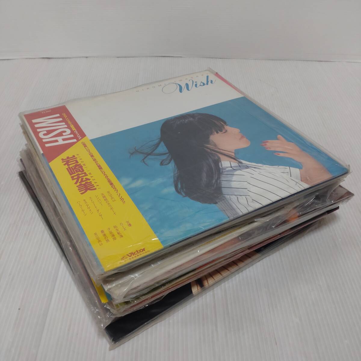 レコード LP 岩崎宏美 21タイトル + リサイタルパンフレット 2冊 まとめ売り
