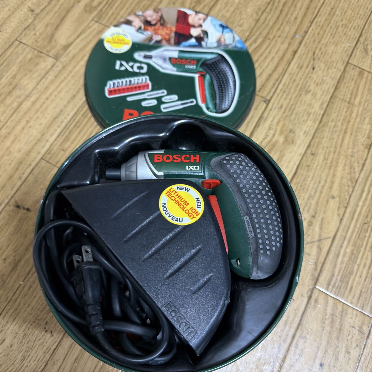 BOSCH IXO 電動ドライバー
