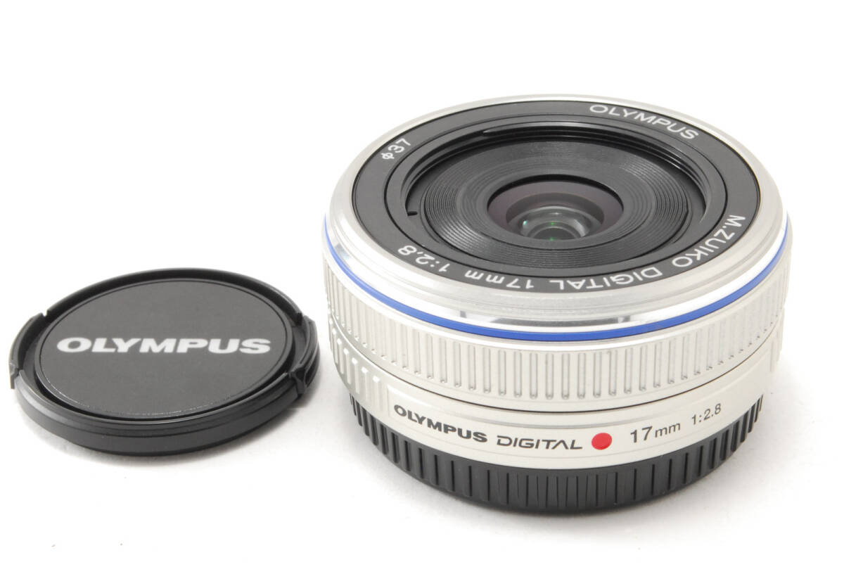 #419【美品】オリンパス M.Zuiko デジタル 17mm f/2.8 シルバー パンケーキ マイクロ フォーサーズ レンズ