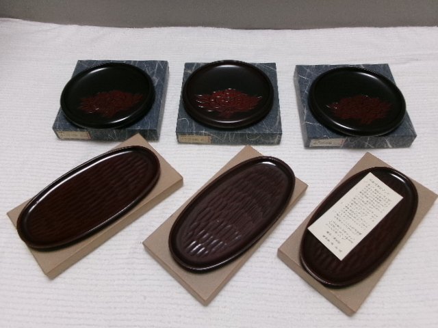 Ｃ232／長期保管品【鎌倉彫 牡丹 銘々皿 3点 /おしぼり受け皿3点まとめて計６点】木製/お皿