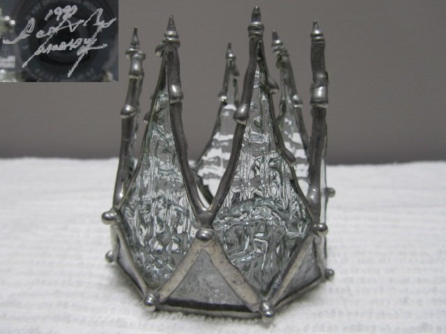 A19／僅かな窯傷？ヒビ？あり現状品【ステンドグラス 王冠 キャンドルホルダー 高8.5cm 銘あり ミラー底 クラウン 小物入 アンティーク調】