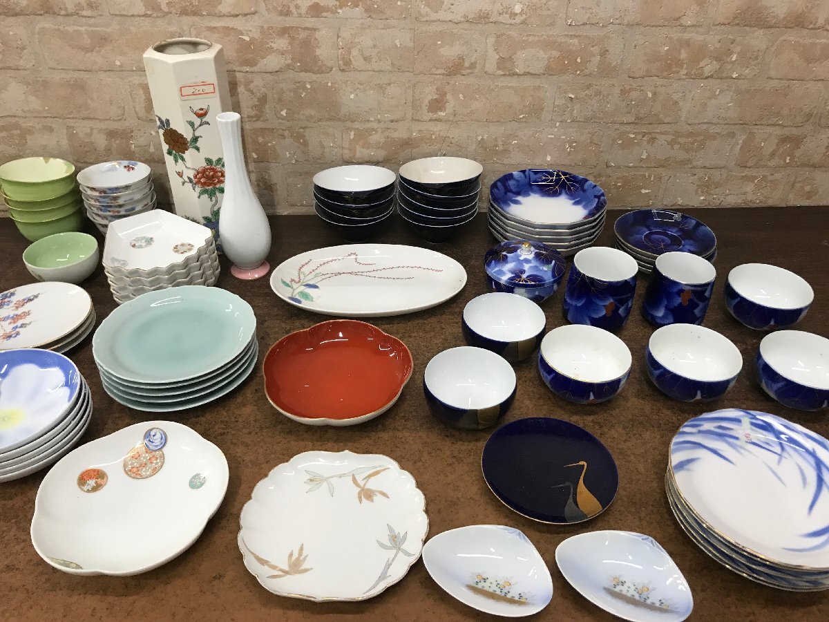 ☆中古品☆　宮内庁御用達　深川製磁　まとめ売り　花瓶　銘々皿　湯呑茶碗　飯碗　等