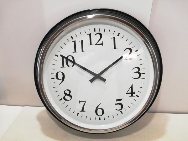IKEA イケア BRAVUR ブラブール 静音 壁掛け時計 59cm