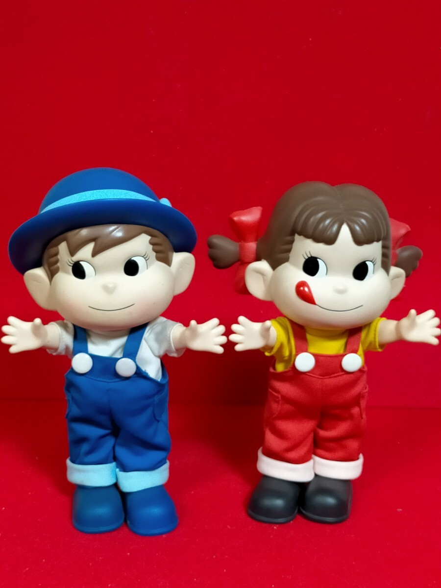 ● ペコちゃん人形　 ポコちゃん人形　 FUJIYA　　　 フィギュア●Ｏ-4