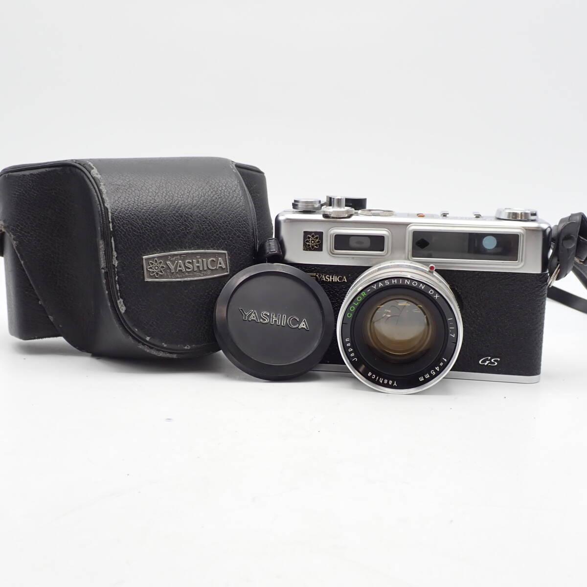 1円～☆YASHICA ヤシカ Electro35 GS エレクトロ フィルムカメラ レジンファインダー ブラック×シルバーカラー アンティーク/向0609-500