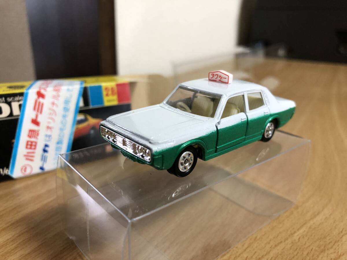 トミカ クラウンタクシー 小田急特注品 黒箱 日本製
