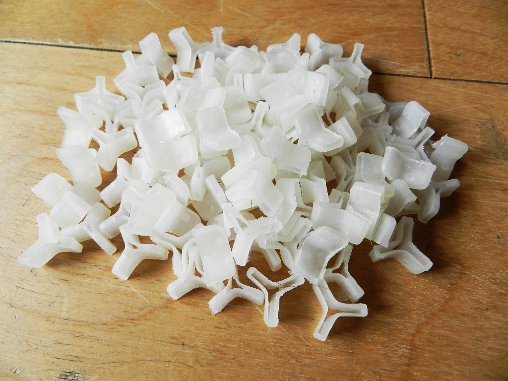 フックカバー極小（白色）（トリプルフック） 100個セット（定形外郵便140円）