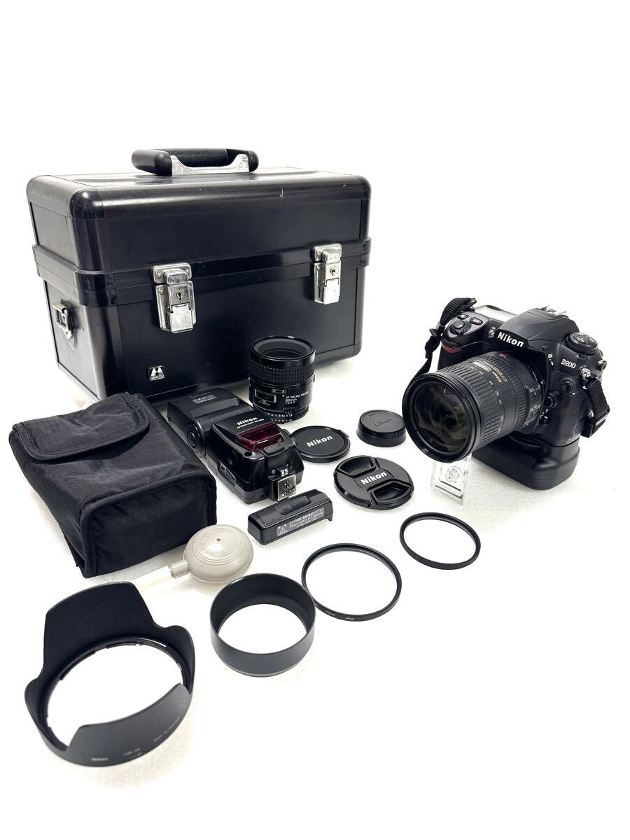 ▽304498/ Nikon ニコン D200 デジタルカメラ /AF-S DX NIKKOR 18-200mm f/3.5-5.6G ED VR II/AI AF Micro-Nikkor 60mm f/2.8D/ 617-2