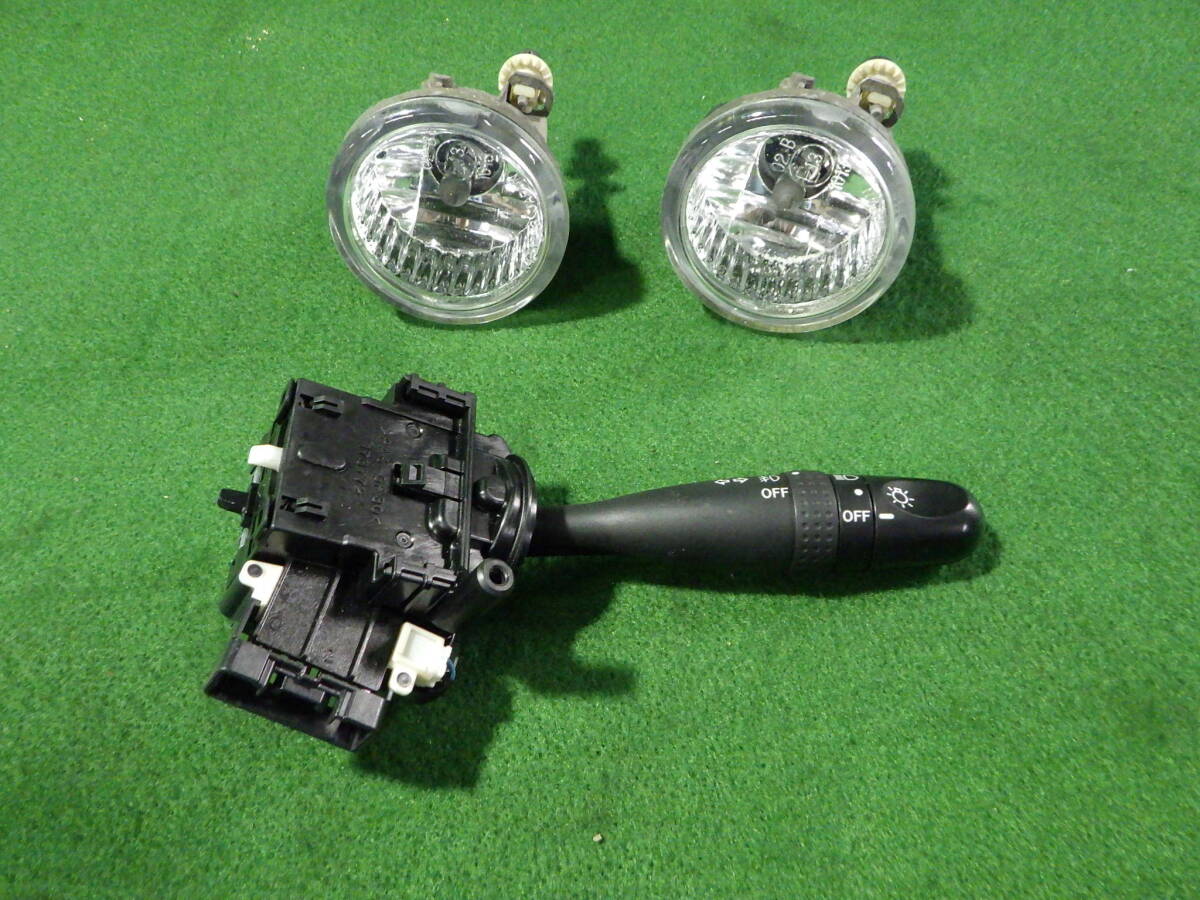 売り切り DBA-L275S ミラ カスタム スイッチ L285S 114-51753 フォグランプ 左右 08-06-17-743 B2-L25-2A スリーアール長野