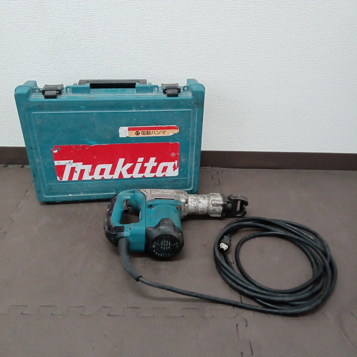 F makita マキタ 電動ハンマ HM0830 4106 コンセント歪みあり 通電確認済