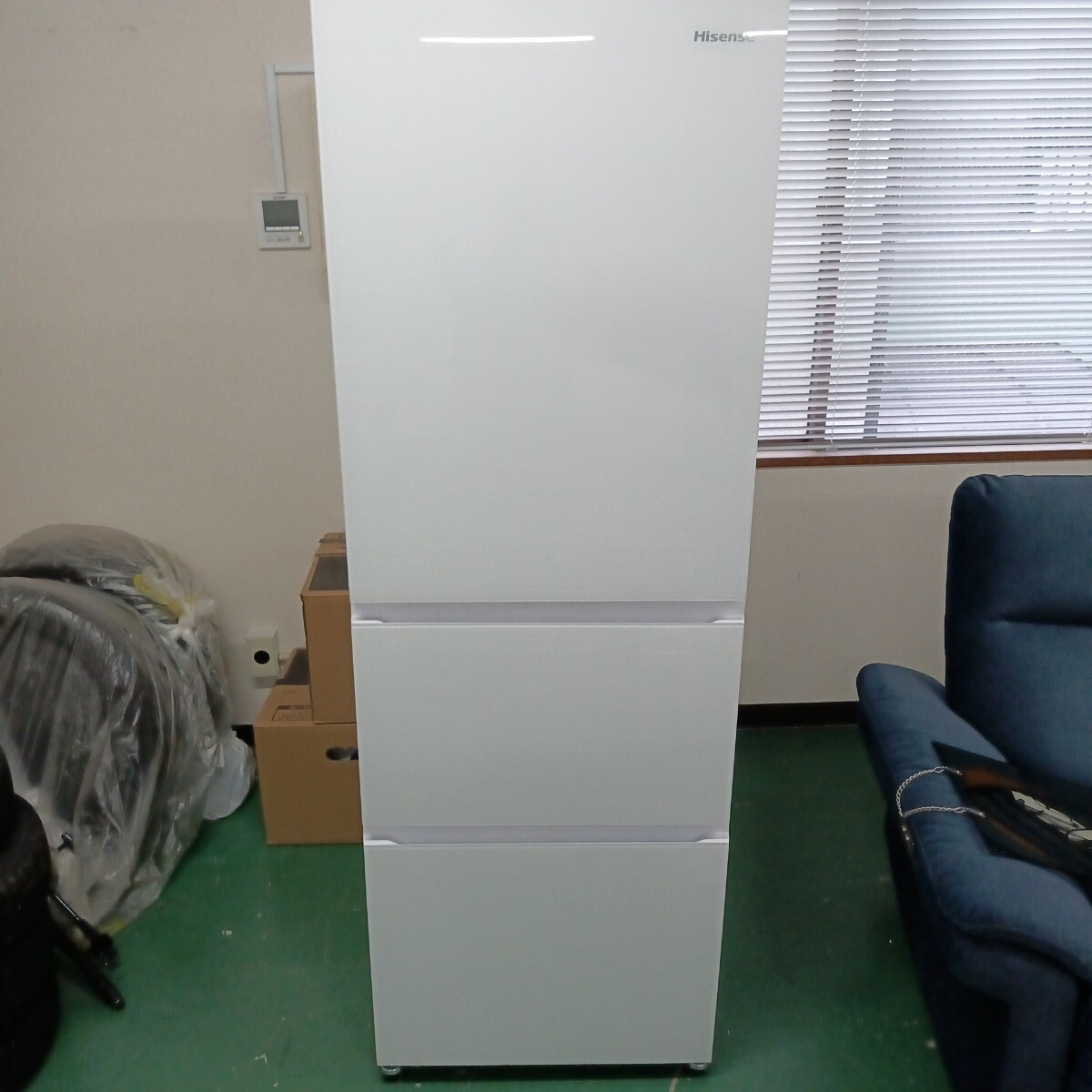 B Hisense ハイセンス ノンフロン冷凍冷蔵庫 HR-G3601W 3ドア 右開き ホワイト 2024年製 神奈川県 直接引取可能