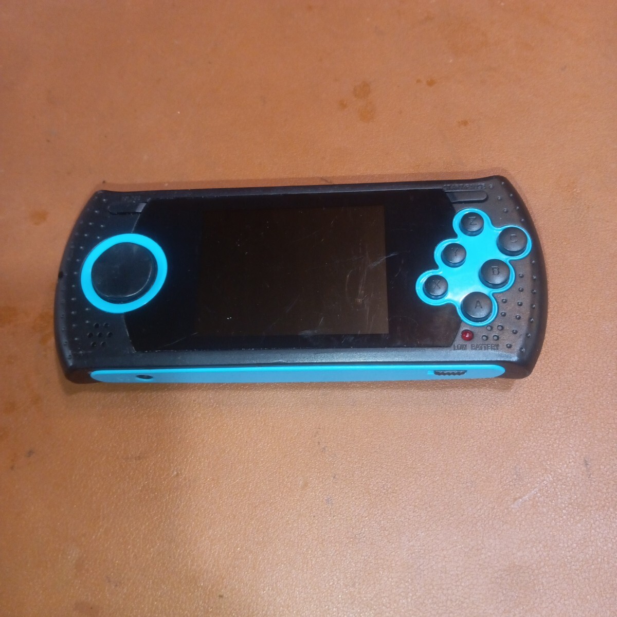 SEGA GENESIS ULTIMATE PORTABLE GAME PLAYER ポータブル メガドライブ