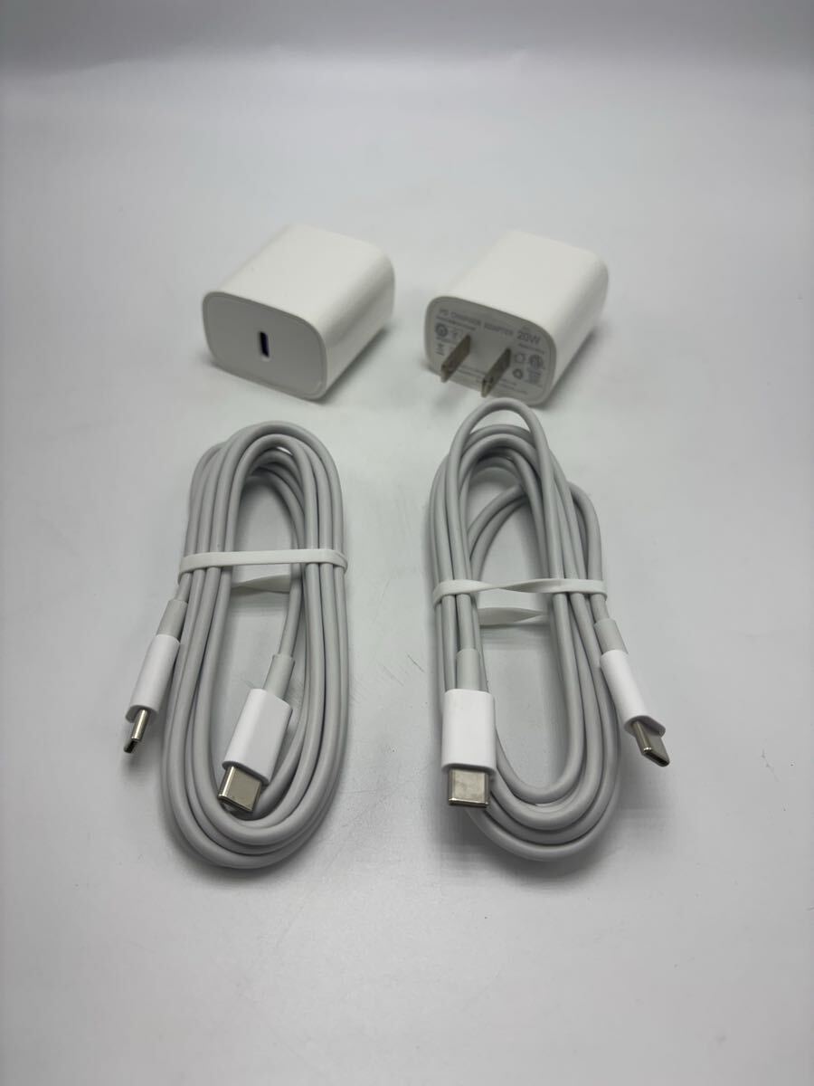 20W USB-C急速充電器 2個 USB-Cケーブル2本 1.8x2 新品未使用。