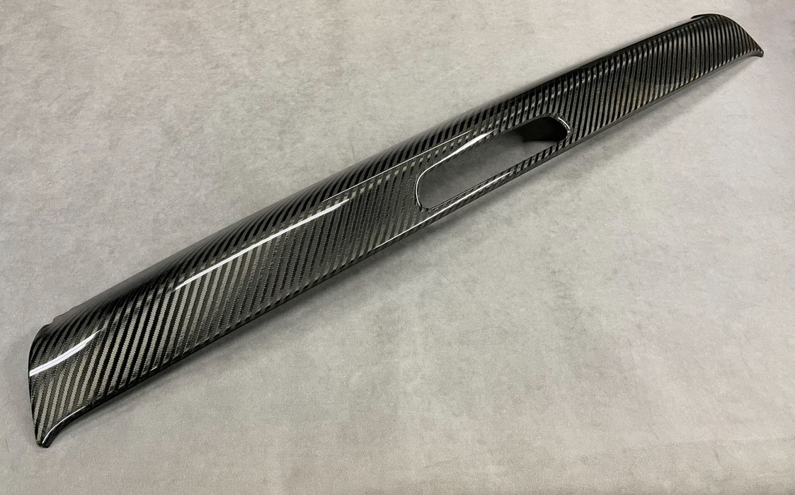 ハイエース200系 ハイマウント対応カーボンルーフスポイラー クリヤー塗装済 標準ボディー 2型3型4型5型6型7型8型9型ダークプライム