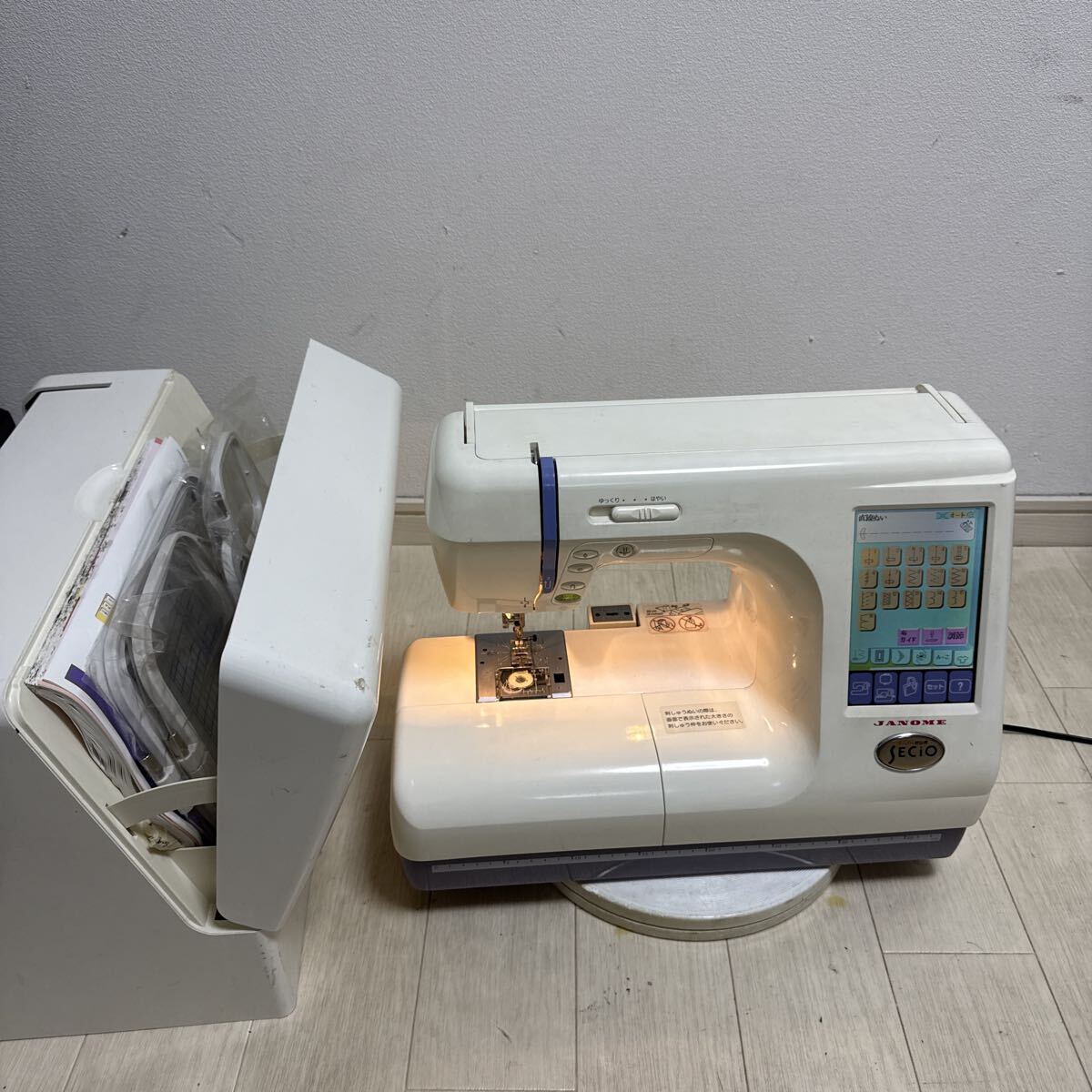 JANOME ジャノメ コンピューターミシン850型 9500 通電確認のみ