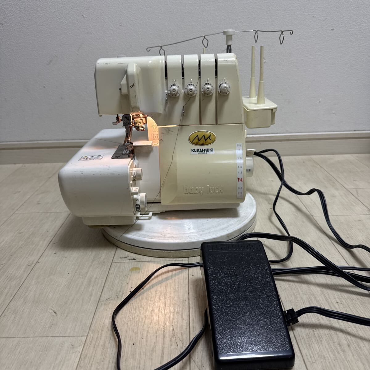 JUKI ベビーロック ミシンペダル付きジャンク品KM504