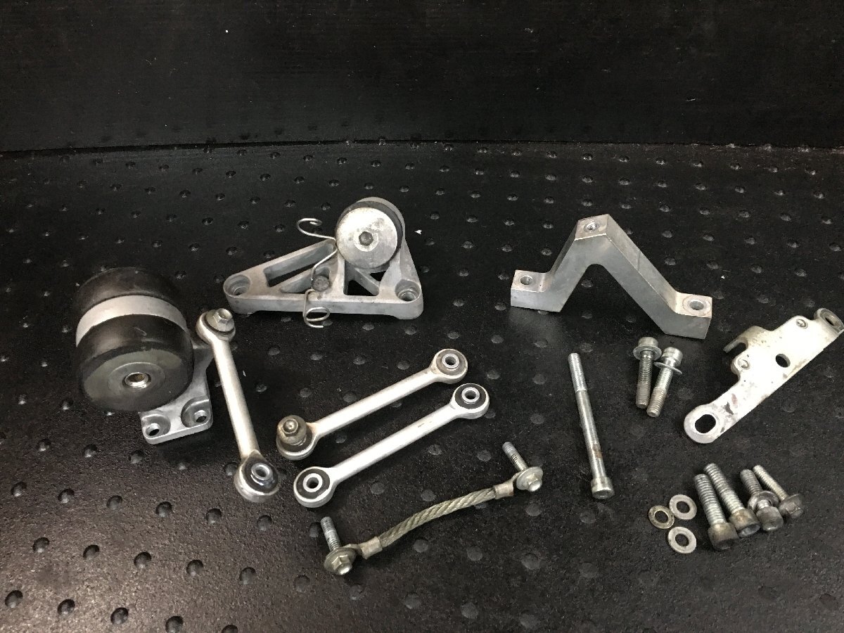 Buell ビューエル XB12Ss　エンジンマウント ハンガー アイソレーター (検索 JX03 Lightning LONG XB9S XB9R XB12R XB12Scg 実動車両より♪