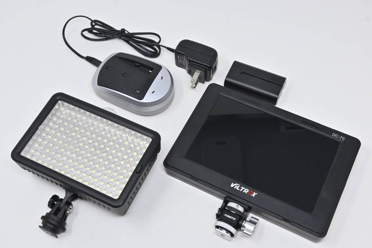 VILTROX_DC-70モニター＋LED160球ライト_充電器付き
