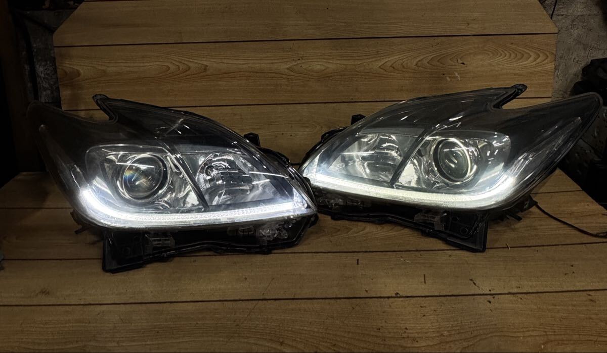 トヨタ プリウス30 ZVW30 純正 後期　HID ヘッドライト LED ヘッドランプ 左右セット KOITO 47-52 ( LED 動作確認済み OK )中古品 ( 1630 )