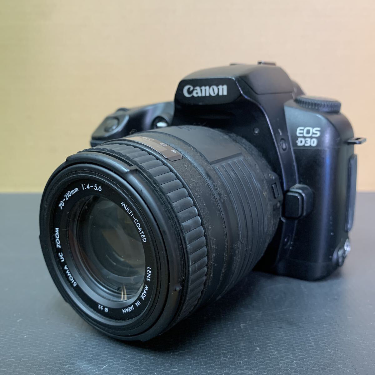 Canon EOS D30 キヤノン デジタル一眼レフカメラ 未確認 244