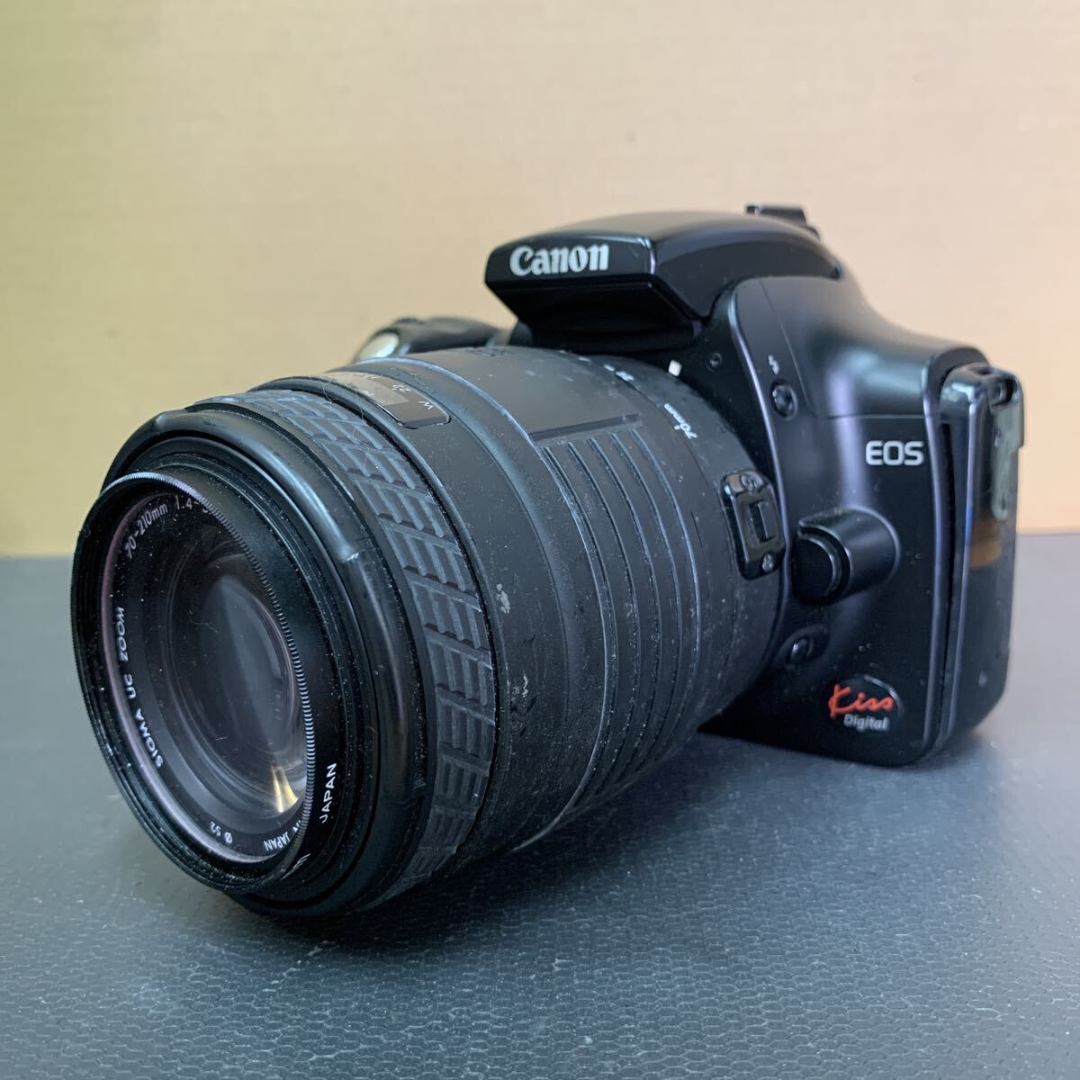 Canon EOS Kiss Digital キヤノン デジタル一眼レフカメラ 未確認 257