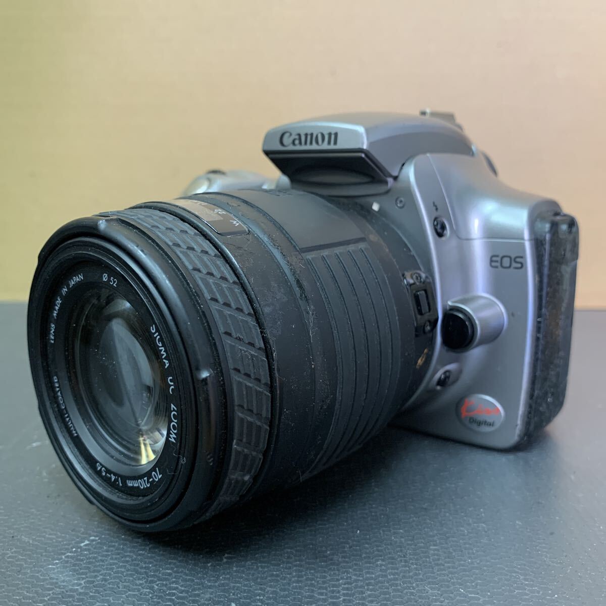 Canon EOS Kiss Digital キヤノン デジタル一眼レフカメラ 未確認 258