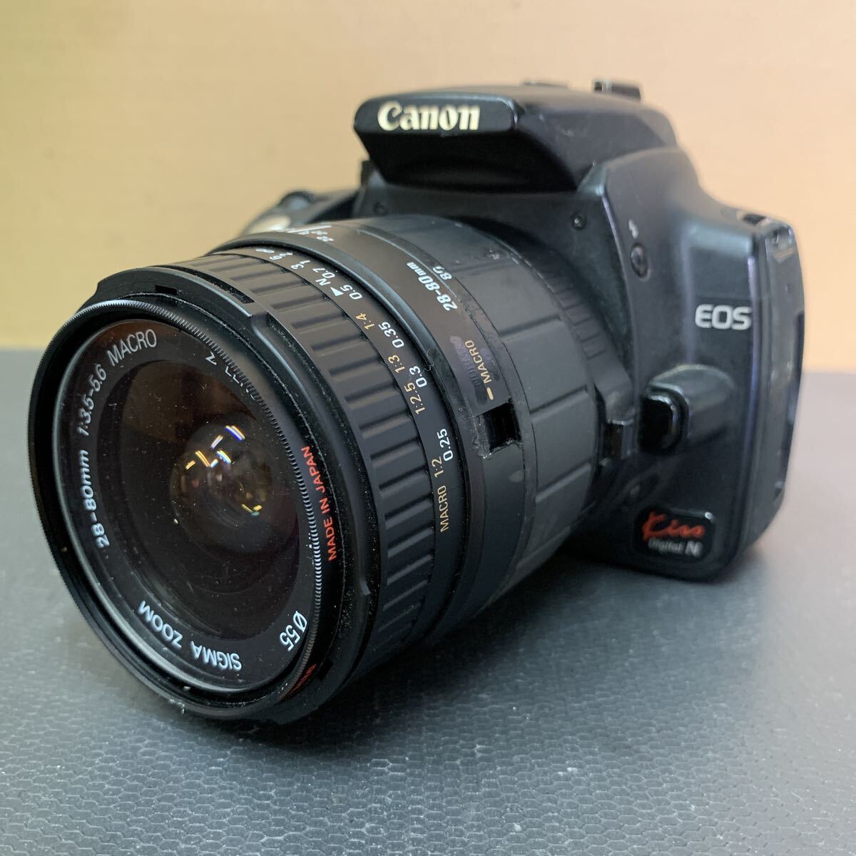 Canon EOS Kiss Digital N キヤノン デジタル一眼レフカメラ 未確認 272