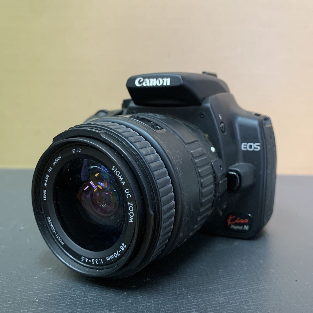 Canon EOS Kiss Digital N キヤノン デジタル一眼レフカメラ 未確認 274
