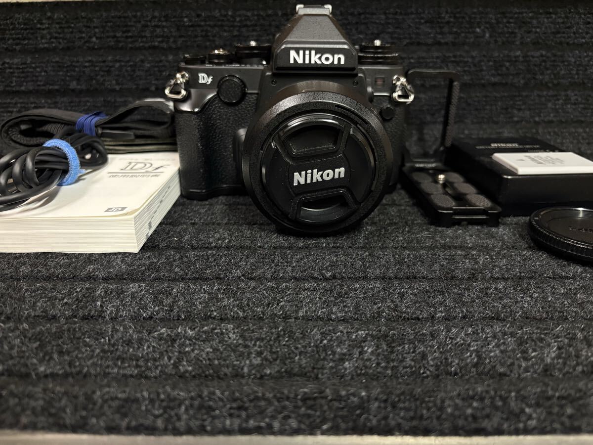 Nikon DF デジタル一眼レフカメラ　 NIKKOR 35mm f1.8G ブラックボディ