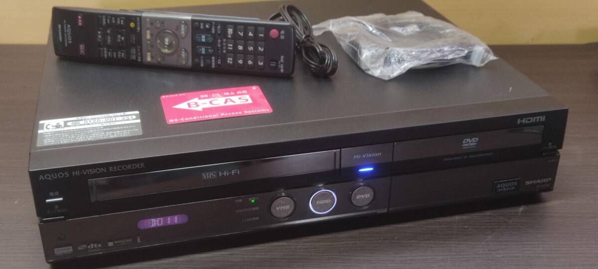 ★ SHARP 「DV-ACV52」★ HDD 250GB VHS一体型ビデオデッキ、DVDレコーダー、ダビング10 リモコンHDMI 付キ ★【 動作保証品】