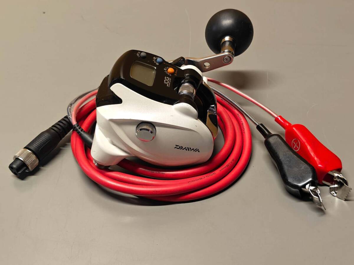 ダイワ 15 レオブリッツ 300J 164.5km/.54.2h 電動リール 右ハンドル 動作品 モーター部品交換済.整備済出品