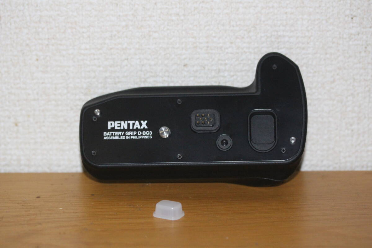 pentax d-bg3 battery grip for k200d ペンタックス d-bg3 バッテリーグリップ k200d用 純正 端子キャップ付き