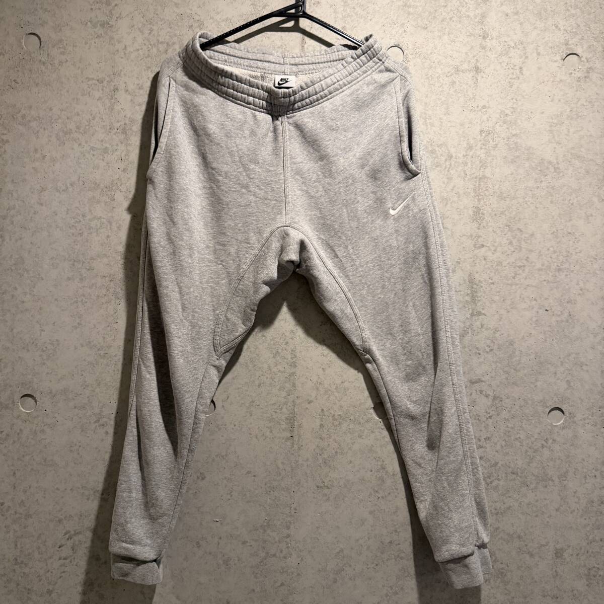 1円～【入手困難品】ナイキ NIKE スウェットパンツ グレー Lサイズ メンズ レディース