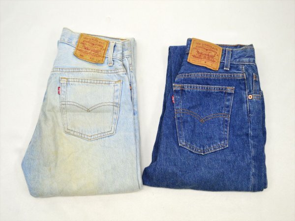 KM770●中古品●Levis リーバイス デニム/ジーンズ 2点セット　米国製 メンズ＆レディース　W30 501-0000・7M 17501−0115